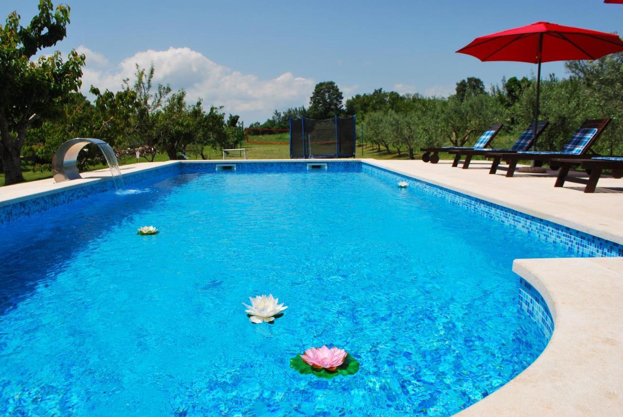 Barban Villa Dorina מראה חיצוני תמונה