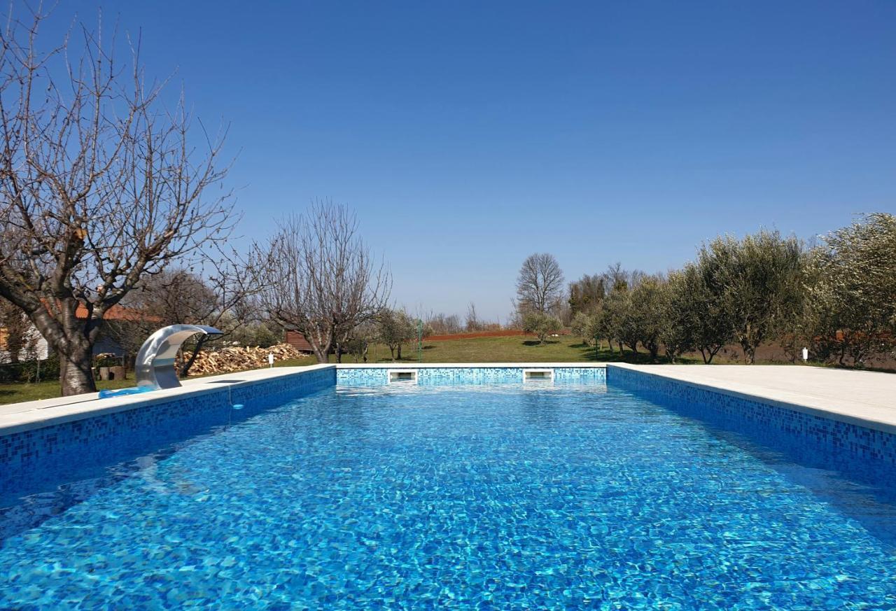 Barban Villa Dorina מראה חיצוני תמונה