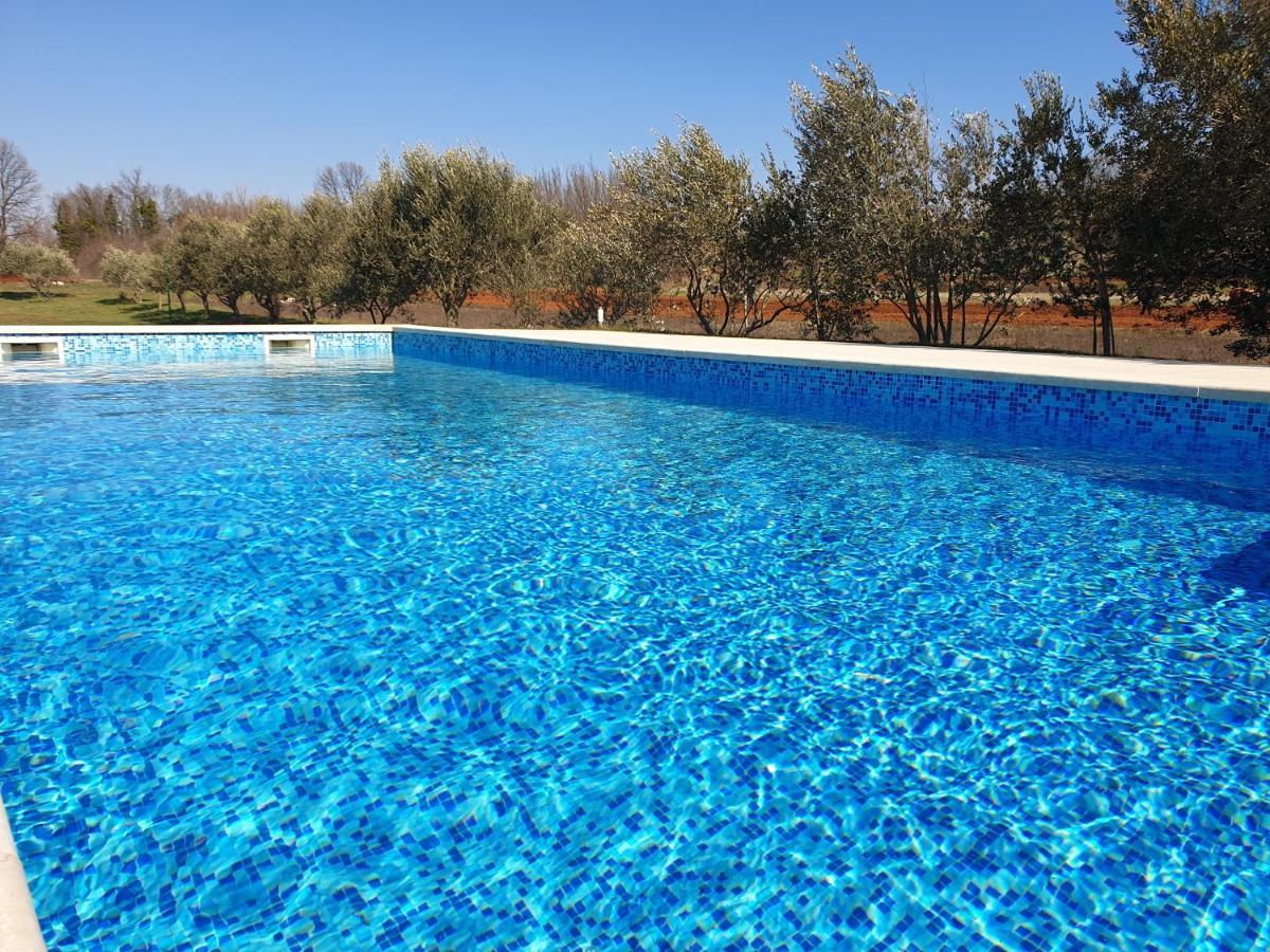 Barban Villa Dorina מראה חיצוני תמונה