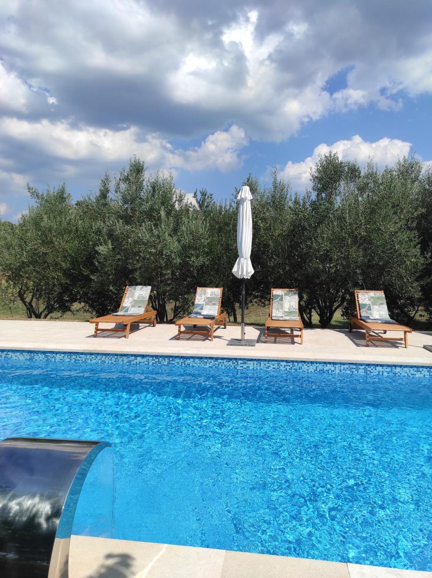 Barban Villa Dorina מראה חיצוני תמונה