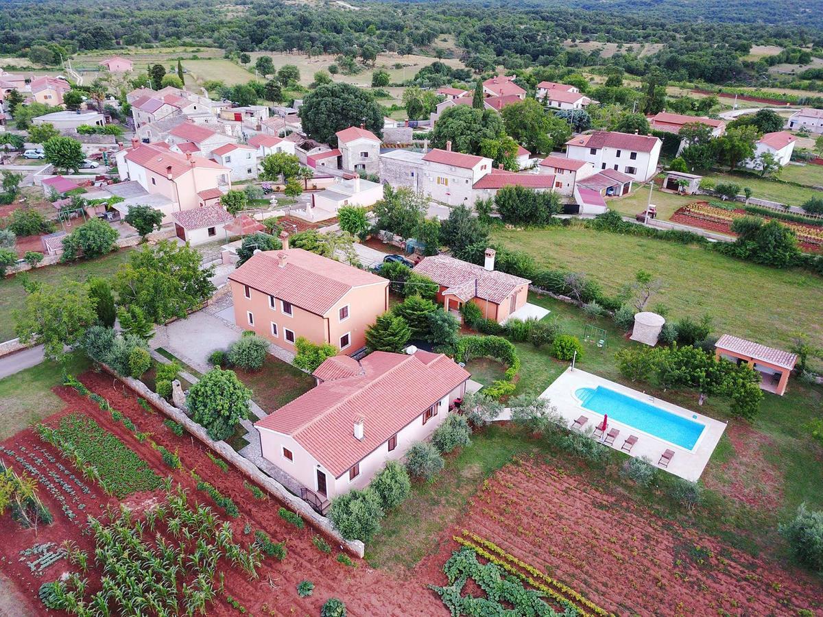 Barban Villa Dorina מראה חיצוני תמונה