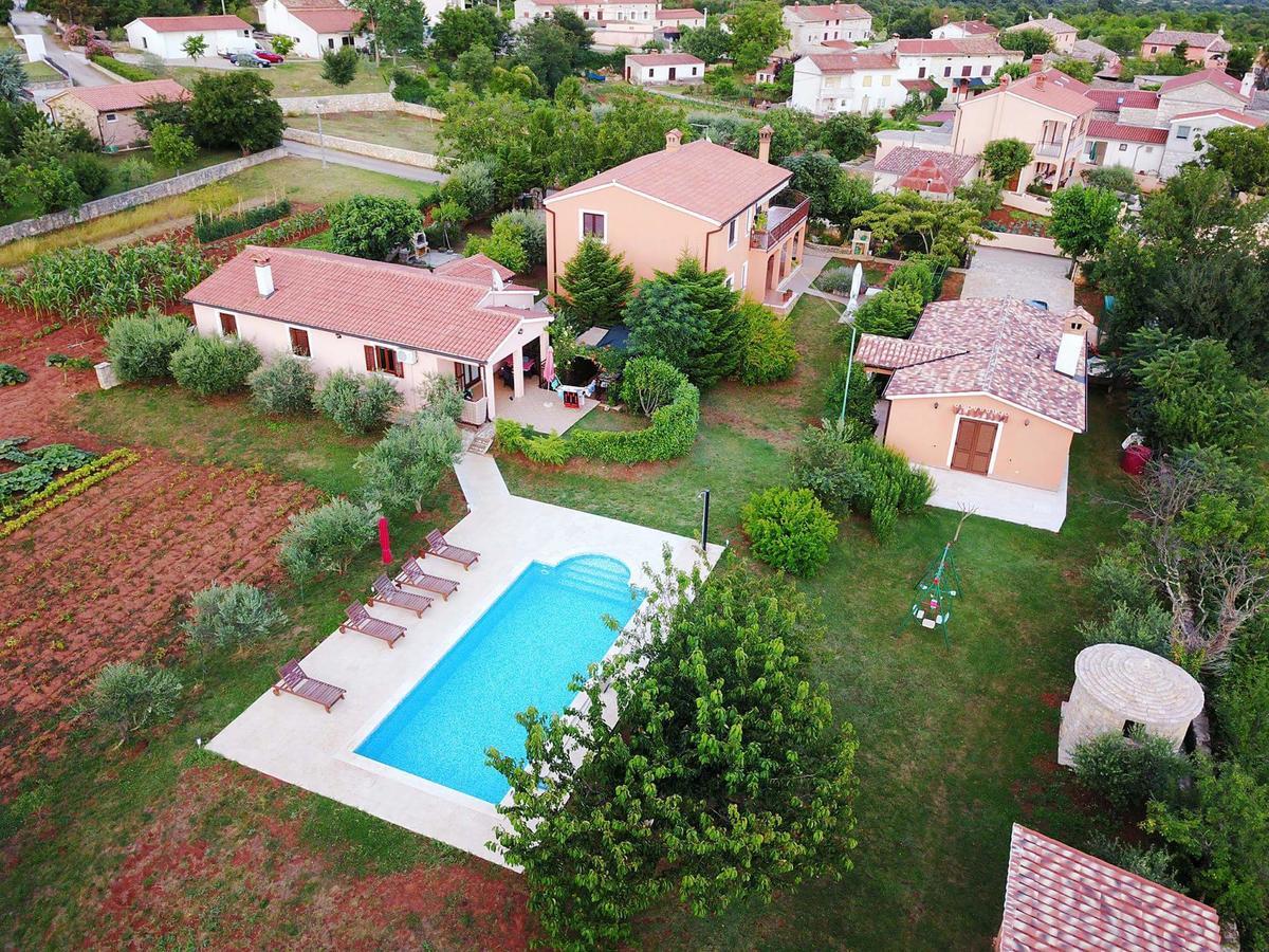 Barban Villa Dorina מראה חיצוני תמונה